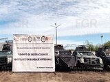 Aspecto de los vehículos blindados destruidos ayer por la FGJ de Tamaulipas