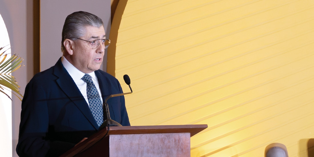 JOSÉ ANTONIO Fernández Carbajal, el lunes durante la presentación del libro.