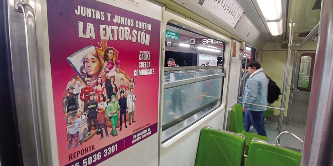 Cartel de la campaña contra la extorsión que se difundió en el Metro, en 2025.