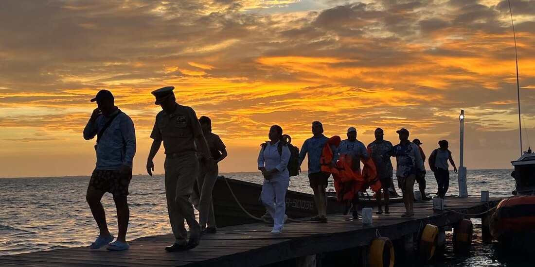 "Sanos y salvos" los tripulantes de la embarcación.