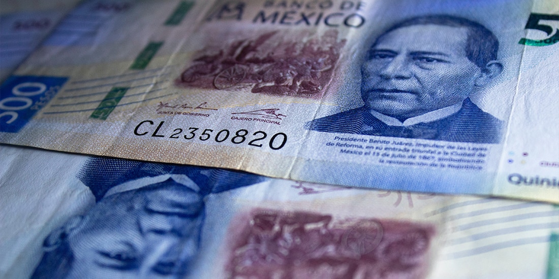 Imagen de billetes de 500 pesos en moneda mexicana.