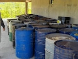 Descubren almacén con 55 toneladas de químicos