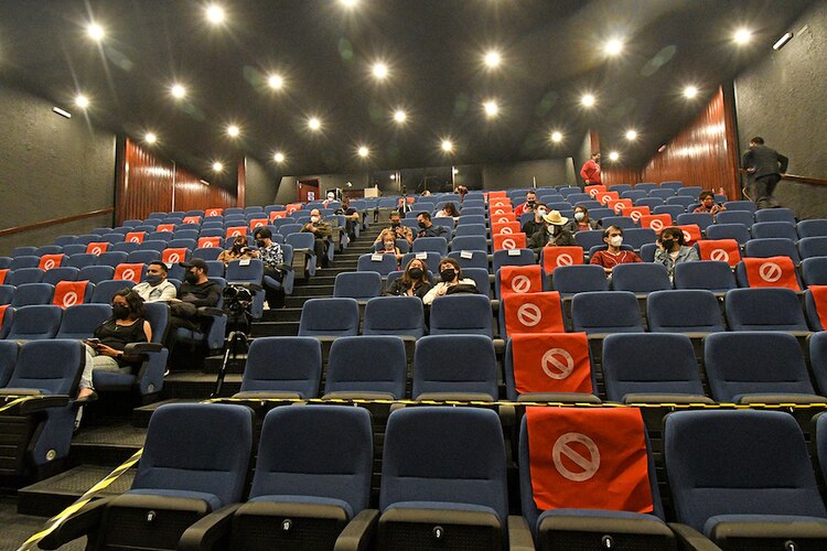 El recinto dedicado a la danza ahora cuenta con nuevas butacas. Se dio mantenimiento al piso también.