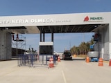 SEP anuncia la reubicación de 2 escuelas cercanas a refinería de Dos Bocas, en Tabasco.