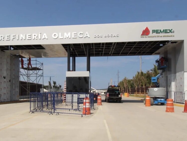 Refinería Dos Bocas.