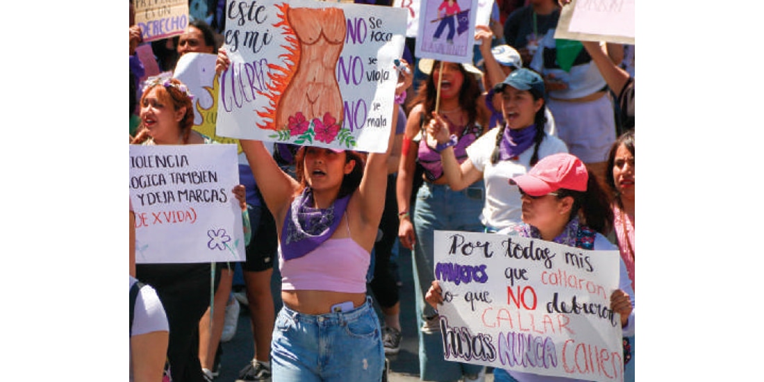 Mujeres protestan contra la violencia de género, en 2024.