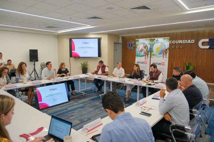 Se reconocieron avances en proyectos como la rehabilitación en la carretera 307 y ajustes en las obras en horarios nocturno.