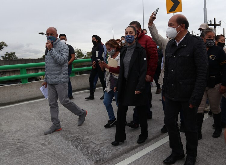 Claudia Sheinbaum fue acompañada por los alcaldes de Iztacalco y V. Carranza.