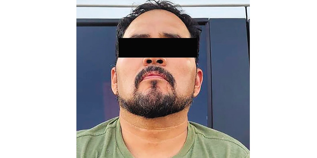 Ramón “N“, alias Moncho, capturado en Querétaro, presentado ayer.