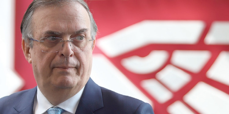 El secretario de Economía, Marcelo Ebrard, el 30 de marzo.