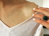 Tatuajes con tinta blanca: todo lo que necesitas saber antes de hacerte uno