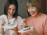 Las mejores frases del 10 de mayo para felicitar a la suegra
