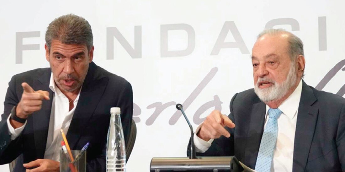 CARLOS SLIM (der.) cayó al puesto 16 del ranking mundial de multimillonarios en 2026, trayectoria que confirma el retroceso de los mexicanos en la lista de las mayores fortunas del planeta