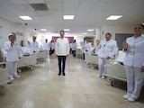 Al centro de la imagen el director general del Instituto de Seguridad y Servicios Sociales de los Trabajadores del Estado.