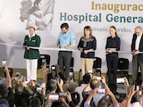 La Presidenta Claudia Sheinbaum (de negro), ayer, en Morelos