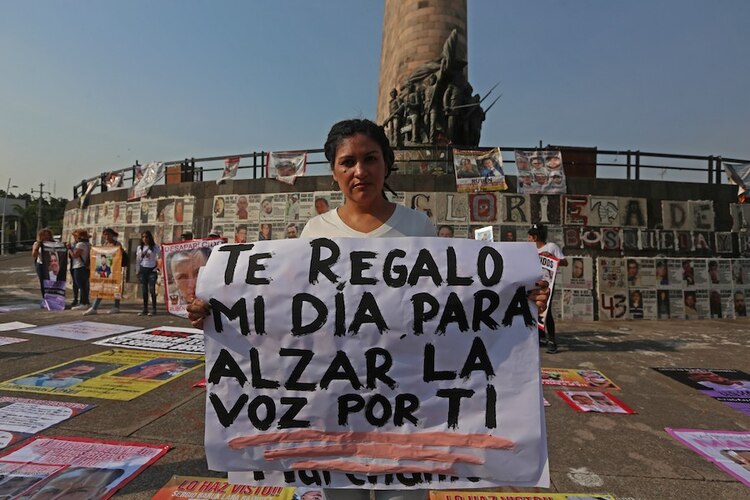 Diversas ciudades del país fueron escenario de marchas para exigir esclarecer las desapariciones.