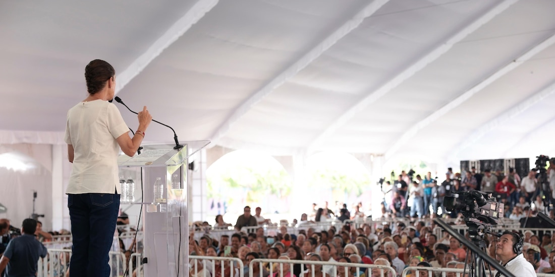 Claudia Sheinbaum encabeza la entrega de la Pensión Mujeres Bienestar en Acapulco, Guerrero.