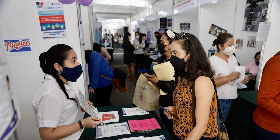 Desempleo toca nivel mínimo y sube informalidad