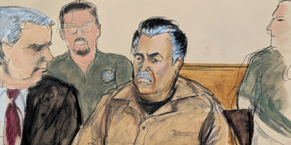 Ismael Zambada (c.), en audiencia en la Corte Federal de NY, el pasado 13 de septiembre.