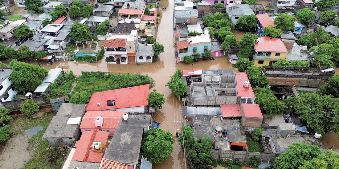 Pegan ahora a Juchitán lluvias e inundaciones
