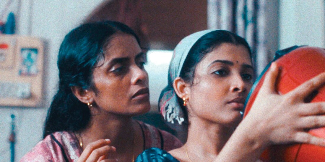 Las protagonistas, en un fotograma de la película.