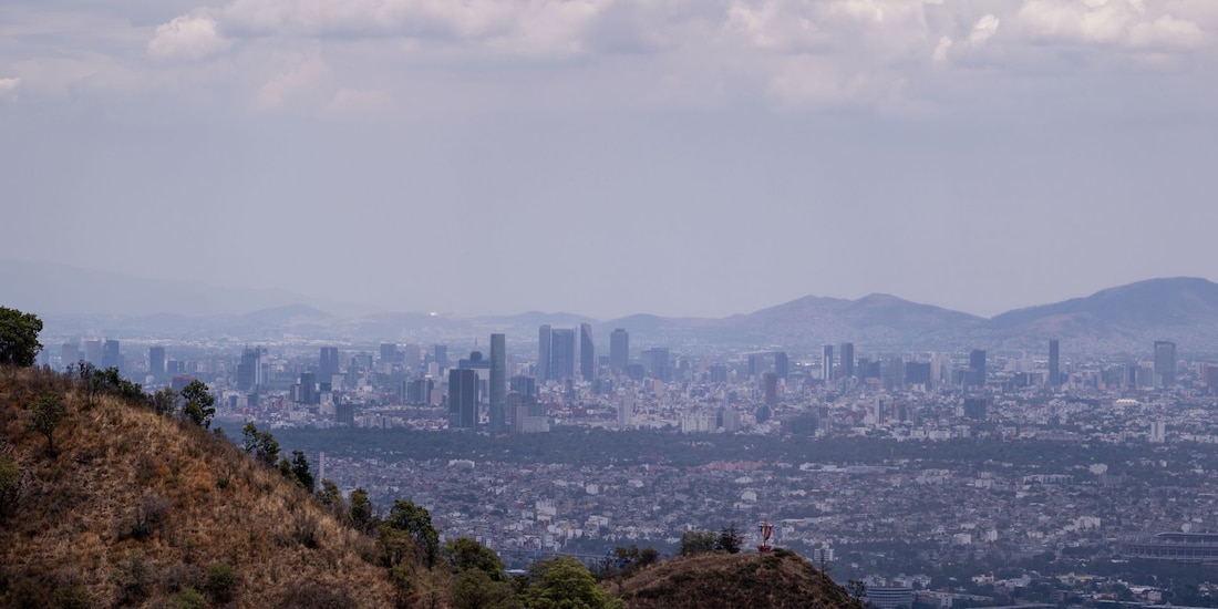 Reportan "muy mala" calidad del aire en la Ciudad de México y el Estado de México.