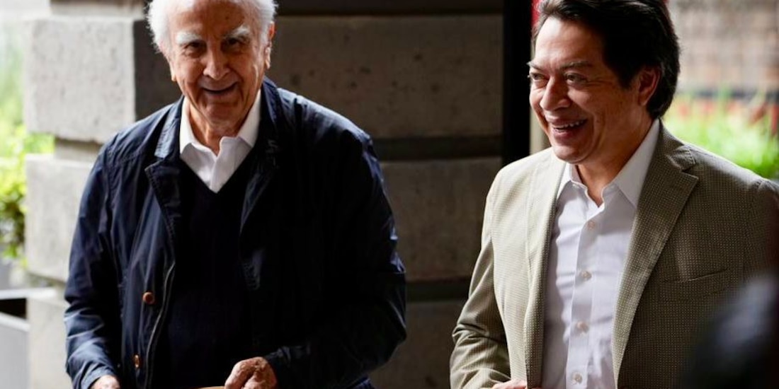 El titular de la SEP, Mario Delgado, y el director del Conafe, Gabriel Cámara.