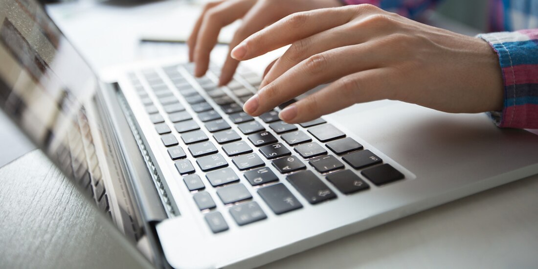 Prepa en Línea ofrece un plan de estudios de 23 módulos totalmente accesibles vía remota.