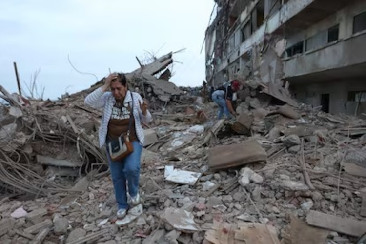 Afectados por sismo en Venezuela.