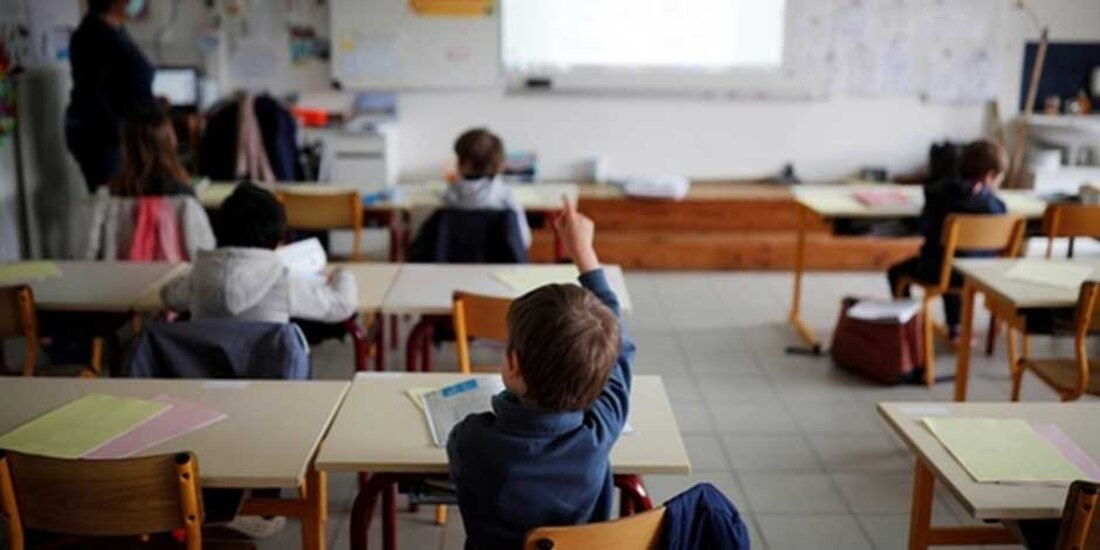 Nueva York prepara reapertura de escuelas pese a contagios por Delta