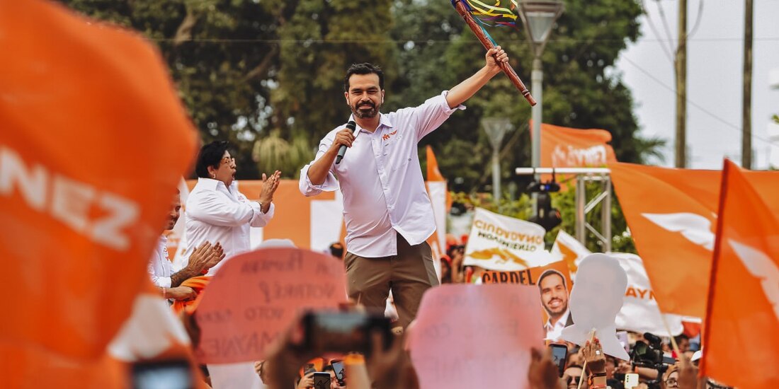 El abanderado de MC, Jorge Álvarez Máynez, ayer en Veracruz.