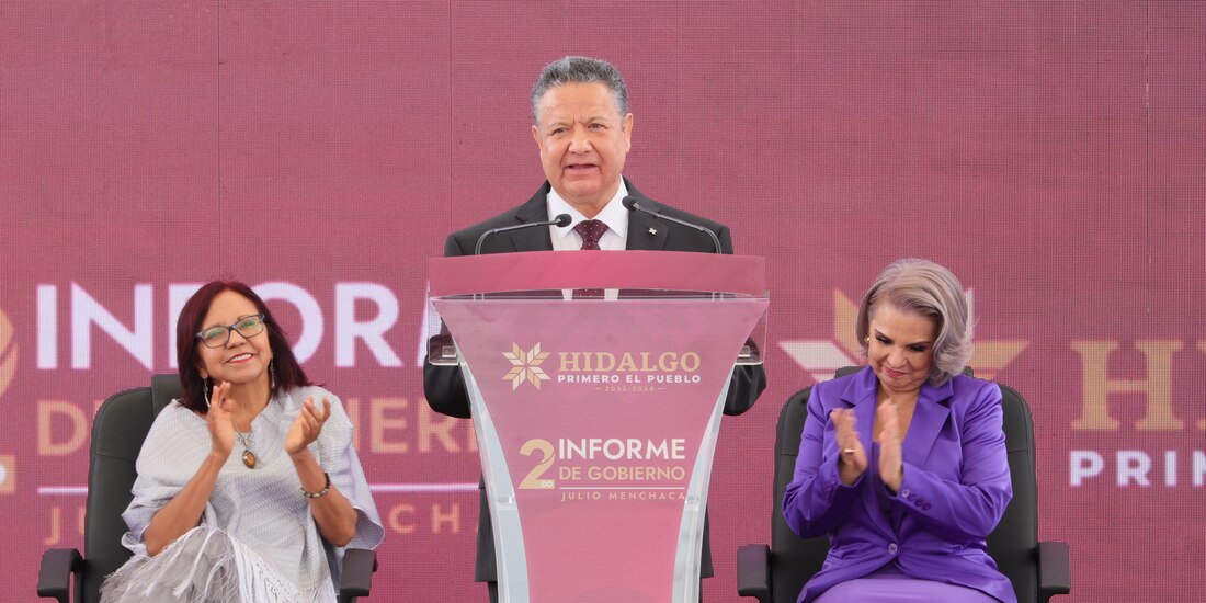 Julio Menchaca, Gobernador constitucional de Hidalgo.