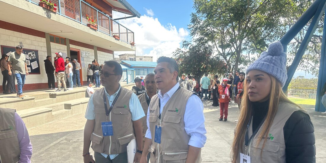 Alejandro Moreno, presidente de la COPPPAL, acude a Ecuador para vigilar elecciones.