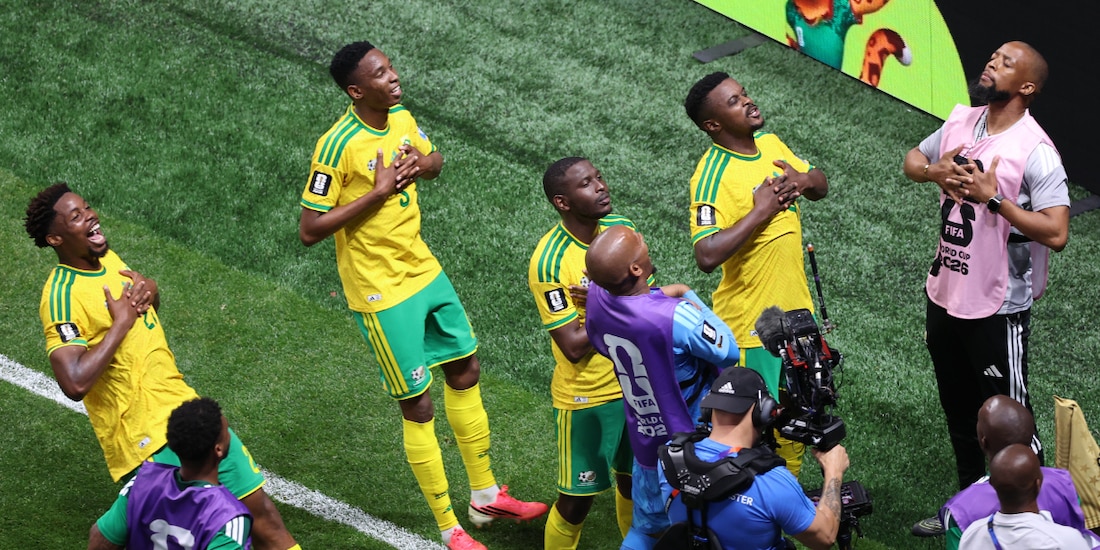 Jugadores de Sudáfrica celebran su gol ante Chequia en la segunda jornada del Mundial 2026.