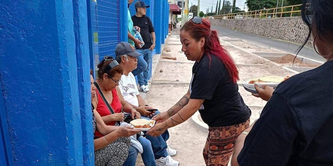 Asesinan a buscadora Patricia Negrete al salir de su trabajo en Pénjamo.