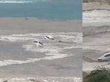 Arroyo desbordado arrastra autos y motocicletas hasta Playa Costa Azul