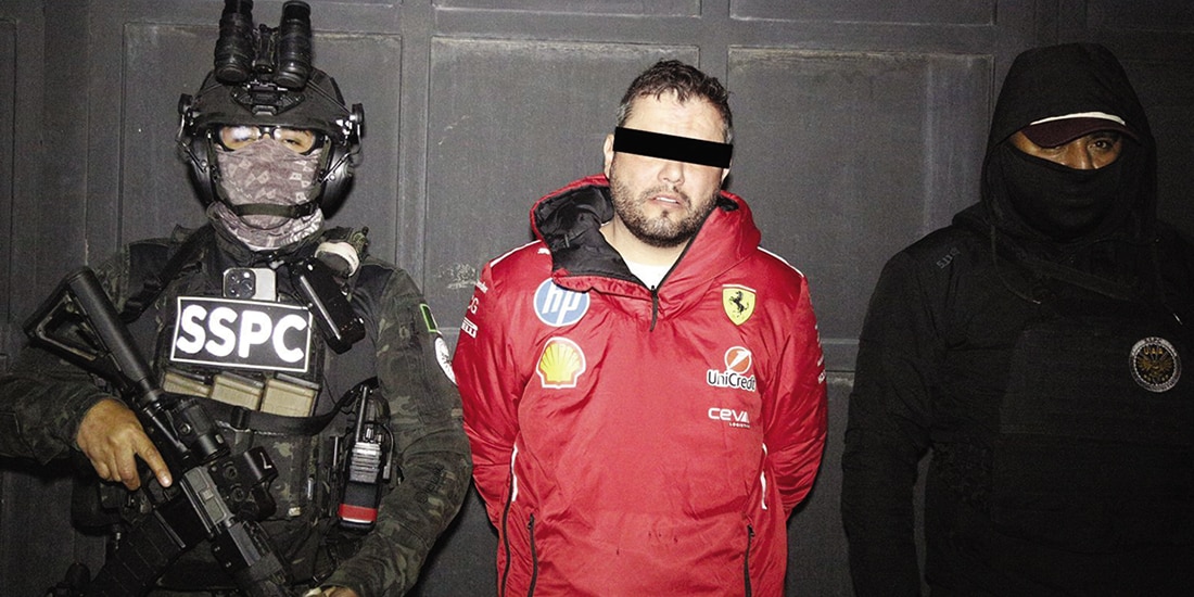 EL EXPRESIDENTE municipal, al ser
detenido la semana pasada