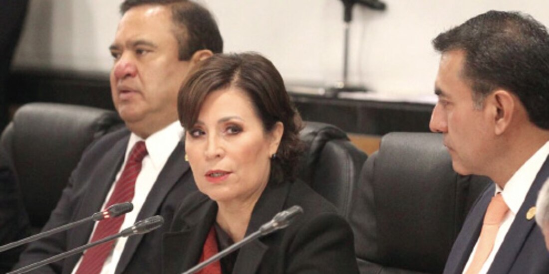 Rosario Robles aseguró en carta con motivo del Día de la Mujer que toda su vida ha luchado “para que las mujeres no callen".