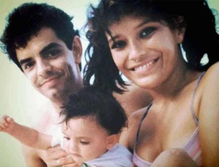 Eugenio Derbez y Gabriela Michel con su hija Aislinn Derbez