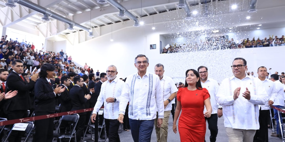 El Gobernador constitucional de Tamaulipas en la imagen.