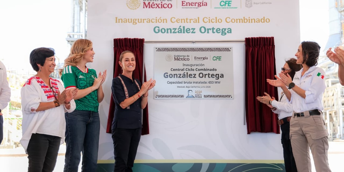 Claudia Sheinbaum inaugura la Central de Ciclo Combinado González Ortega en Mexicali, Baja California.