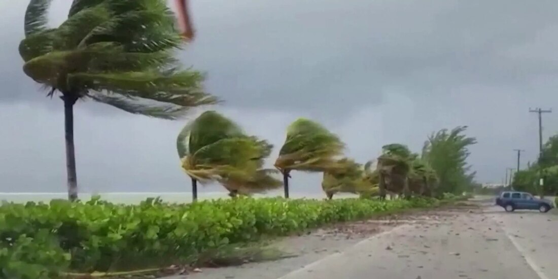 Fuertes vientos ya se registran en Florida por "Ian".