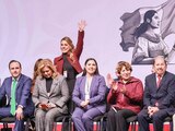 Evelyn Salgado acompaña a Claudia Sheinbaum en histórico Encuentro Nacional Municipalista.