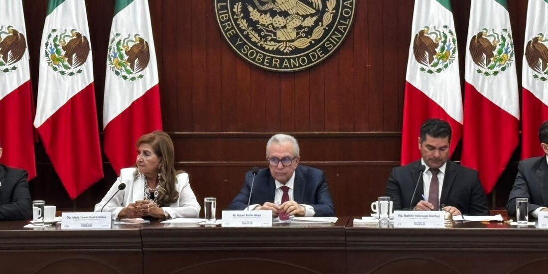Sesión de este viernes en el Congreso de Sinaloa.