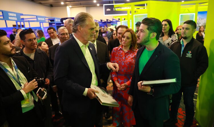 Acudieron funcionarios de todo el estado.