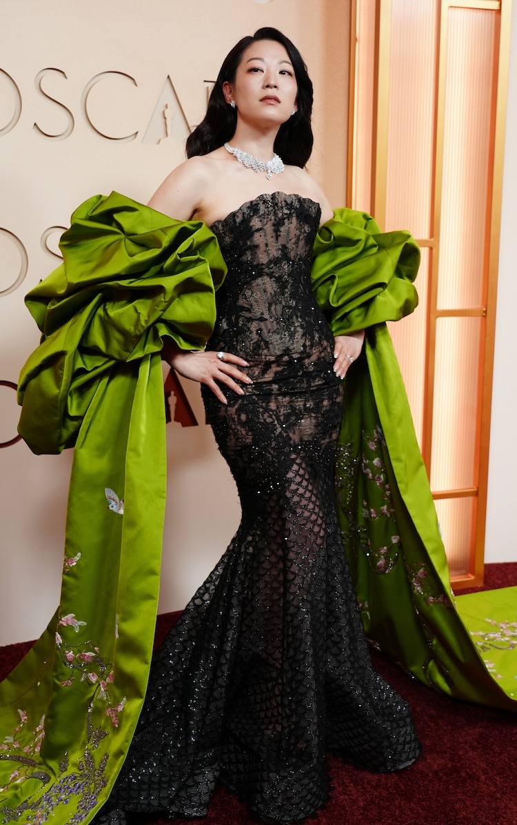 Arden Cho en los Oscar 2026.