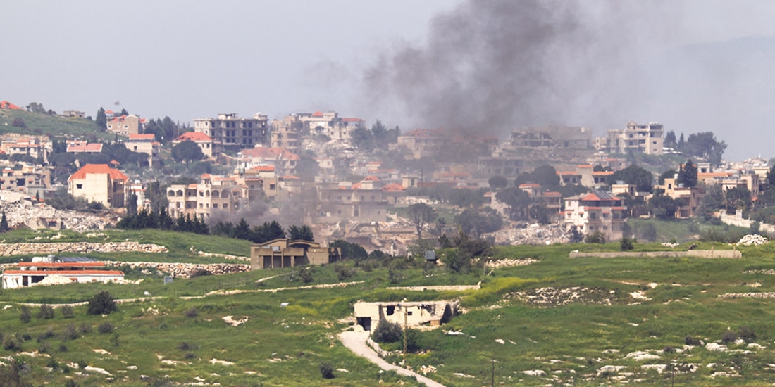 ATAQUE en la frontera entre Líbano e Israel, ayer.