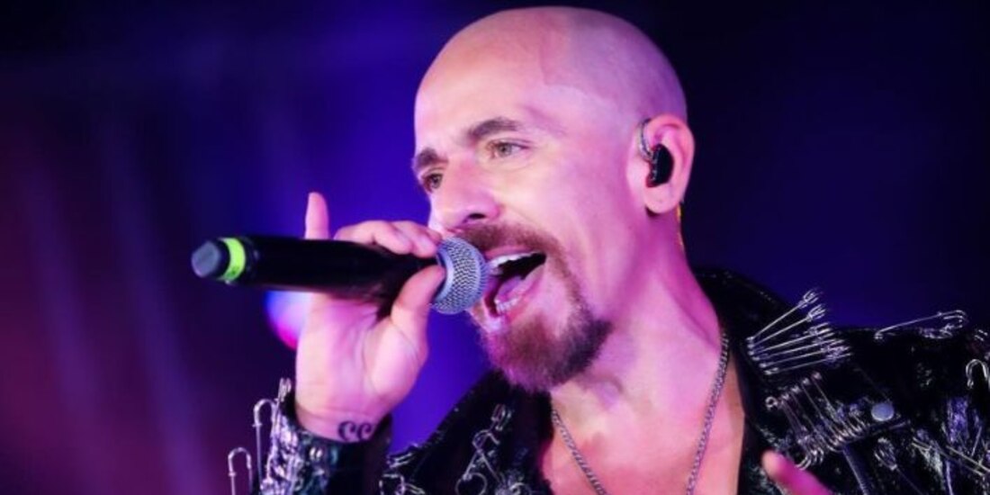 René de Kabah revela que perdió a su papá en el terremoto del 85.