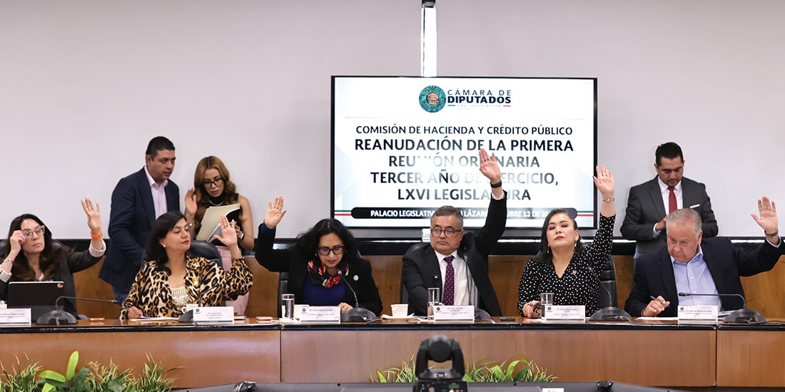 Sesión de la Comisión de Hacienda en San Lázaro, ayer