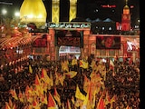 Procesión fúnebre del ayatola Ali Jamenei, en Karbala, Irak, ayer.